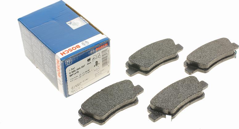 BOSCH 0 986 494 557 - Bremsbelagsatz, Scheibenbremse alexcarstop-ersatzteile.com