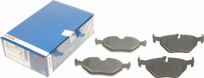 BOSCH 0 986 494 009 - Bremsbelagsatz, Scheibenbremse alexcarstop-ersatzteile.com