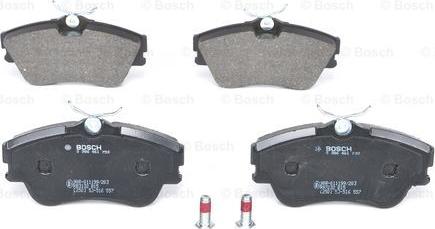 BOSCH 0 986 461 753 - Bremsbelagsatz, Scheibenbremse alexcarstop-ersatzteile.com