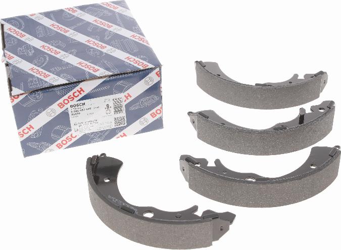 BOSCH 0 986 487 440 - Bremsbackensatz alexcarstop-ersatzteile.com