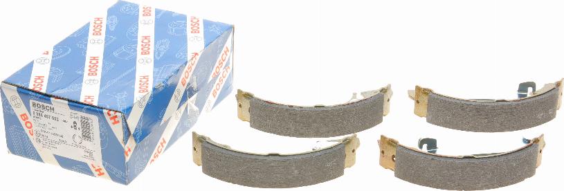 BOSCH 0 986 487 002 - Bremsbackensatz alexcarstop-ersatzteile.com