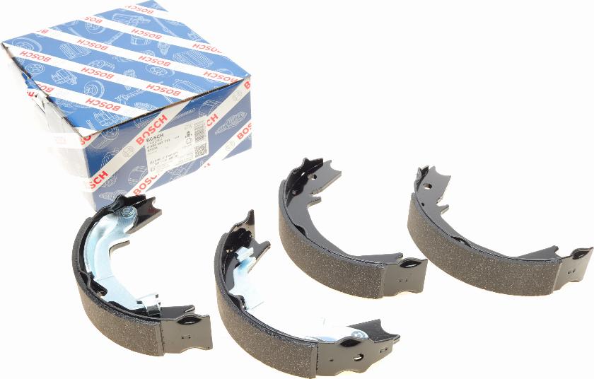 BOSCH 0 986 487 711 - Bremsbackensatz, Feststellbremse alexcarstop-ersatzteile.com