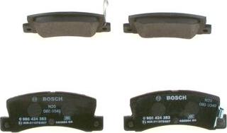 BOSCH 0 986 424 383 - Bremsbelagsatz, Scheibenbremse alexcarstop-ersatzteile.com