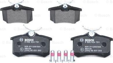 BOSCH 0 986 424 751 - Bremsbelagsatz, Scheibenbremse alexcarstop-ersatzteile.com