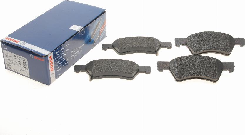 BOSCH 0 986 424 765 - Bremsbelagsatz, Scheibenbremse alexcarstop-ersatzteile.com