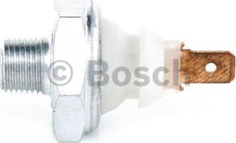 BOSCH 0 986 344 076 - Sensor, Öldruck alexcarstop-ersatzteile.com