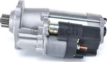 BOSCH 0 001 330 008 - Starter alexcarstop-ersatzteile.com