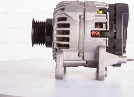 BOSCH 0 124 215 009 - Generator alexcarstop-ersatzteile.com