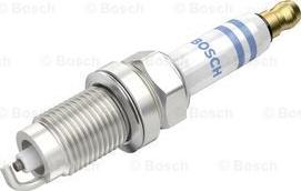 BOSCH 0 241 235 735 - Zündkerze alexcarstop-ersatzteile.com