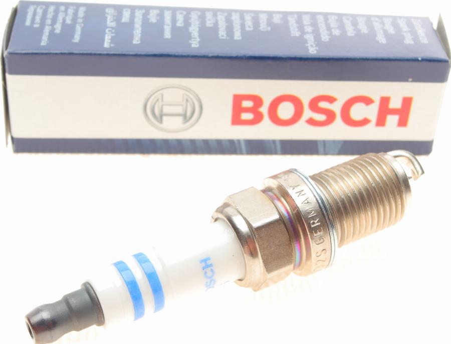 BOSCH 0 242 240 653 - Zündkerze alexcarstop-ersatzteile.com