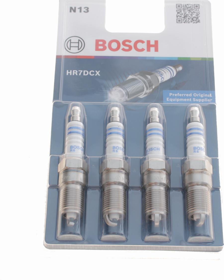 BOSCH 0 242 235 951 - Zündkerze alexcarstop-ersatzteile.com