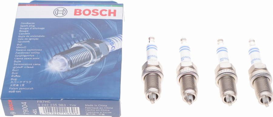 BOSCH 0 242 235 983 - Zündkerze alexcarstop-ersatzteile.com