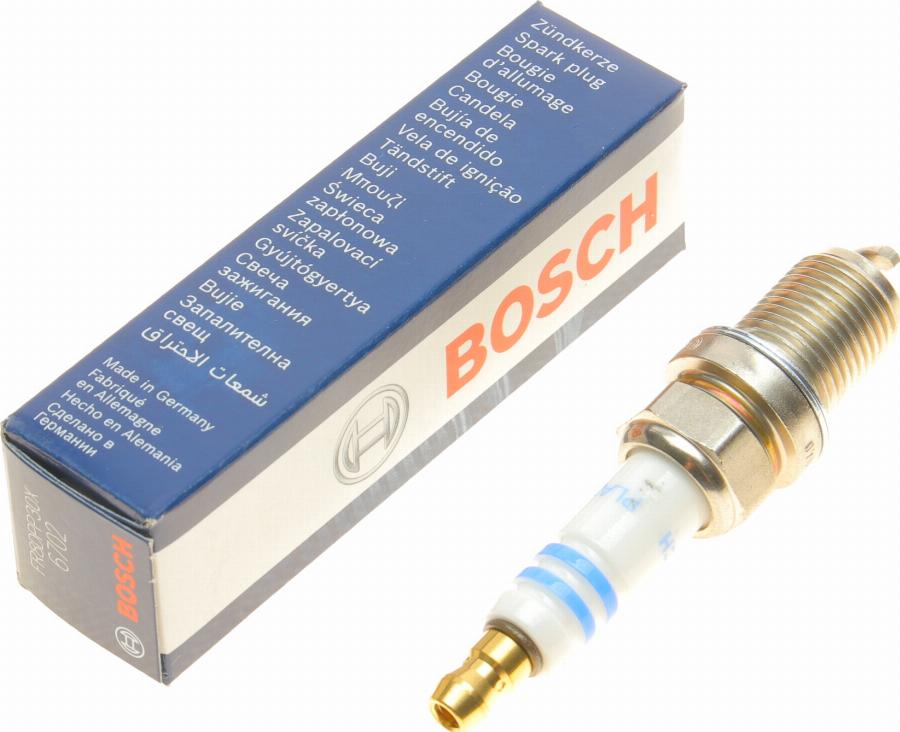 BOSCH 0 242 230 557 - Zündkerze alexcarstop-ersatzteile.com