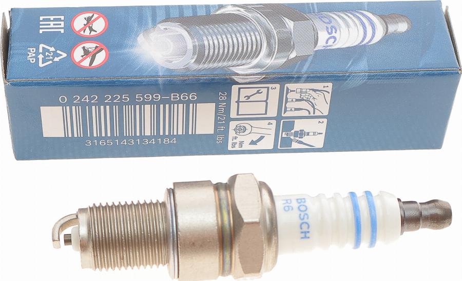 BOSCH 0 242 225 599 - Zündkerze alexcarstop-ersatzteile.com