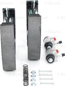 BOSCH 0 204 114 690 - Bremsbackensatz alexcarstop-ersatzteile.com