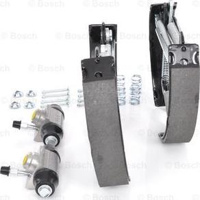 BOSCH 0 204 114 053 - Bremsbackensatz alexcarstop-ersatzteile.com