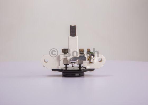 BOSCH 1 197 311 242 - Generatorregler alexcarstop-ersatzteile.com