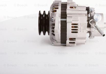 BOSCH F 042 303 112 - Generator alexcarstop-ersatzteile.com