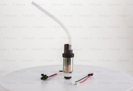 BOSCH F 000 TE0 103 - Kraftstoffpumpe alexcarstop-ersatzteile.com