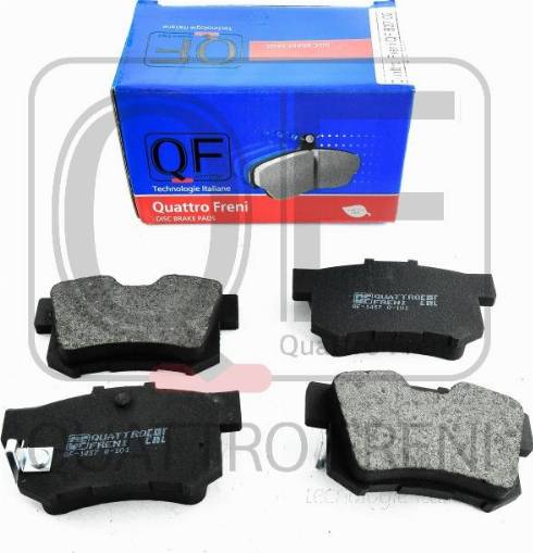 Quattro Freni QF83702 - Bremsbelagsatz, Scheibenbremse alexcarstop-ersatzteile.com