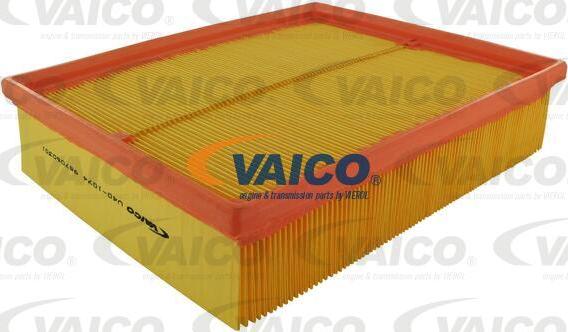 VAICO V40-1074 - Luftfilter alexcarstop-ersatzteile.com