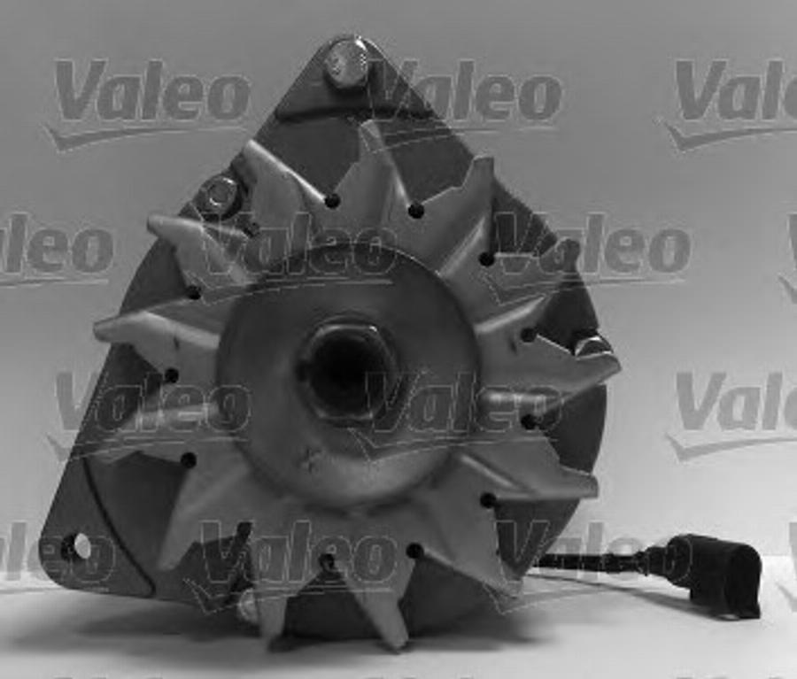 Valeo 440195 - Generator alexcarstop-ersatzteile.com