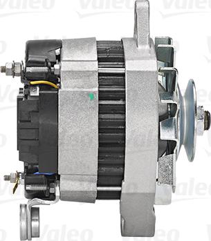 Valeo 433121 - Generator alexcarstop-ersatzteile.com