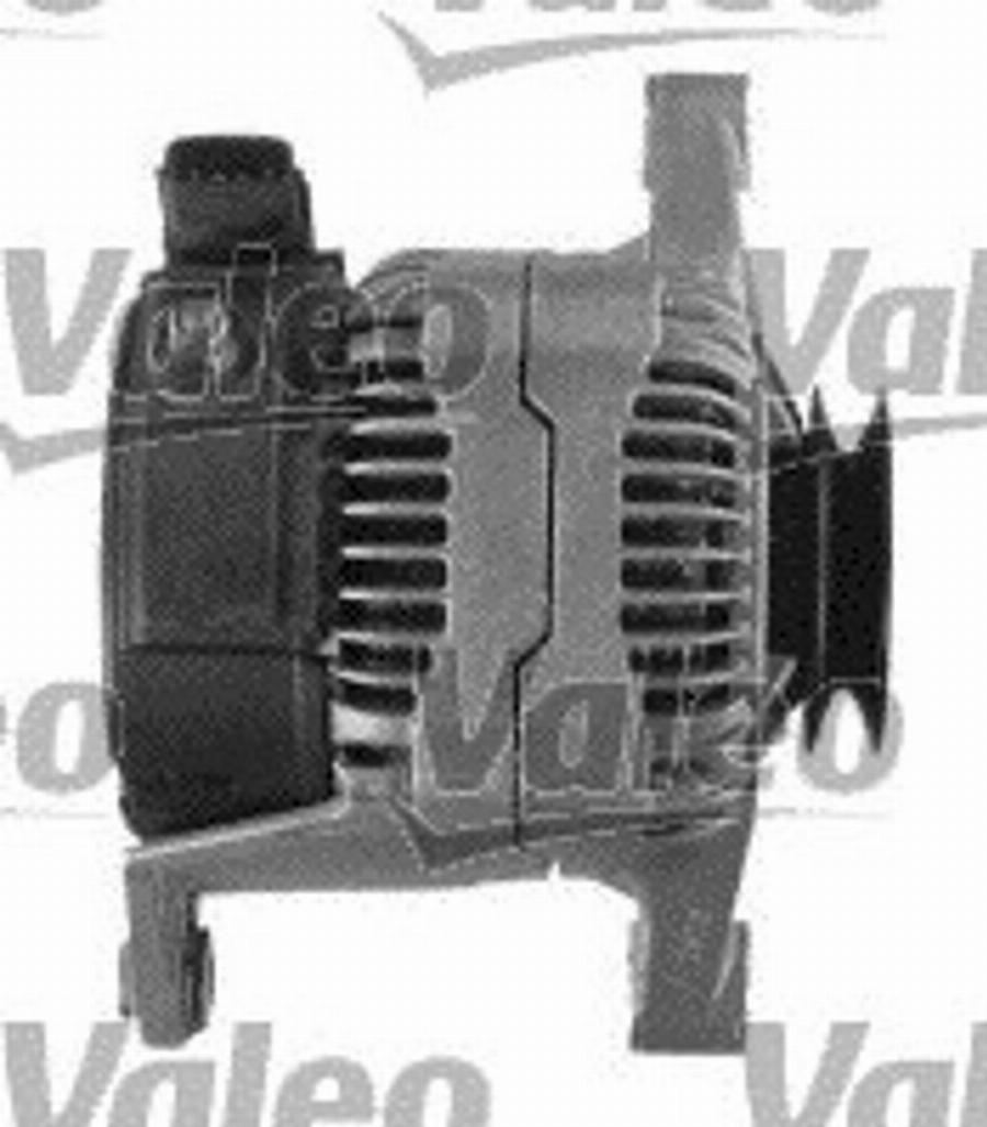 Valeo 437757 - Generator alexcarstop-ersatzteile.com