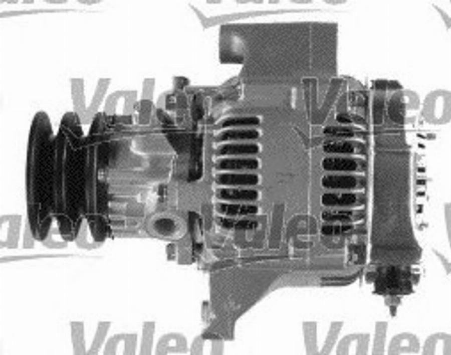 Valeo 437 776 - Generator alexcarstop-ersatzteile.com