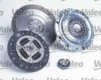 Valeo 826317 - Kupplungssatz alexcarstop-ersatzteile.com