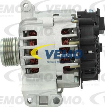 Vemo V30-13-50005 - Generator alexcarstop-ersatzteile.com