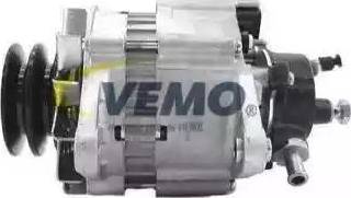 Vemo V38-13-38930 - Generator alexcarstop-ersatzteile.com